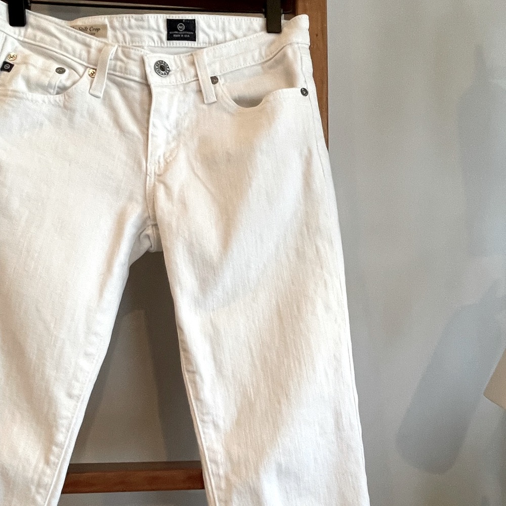 AG Adriano Goldschmied SZ 26 White Cigarette Crop Jeans! - Picture 2 of 9